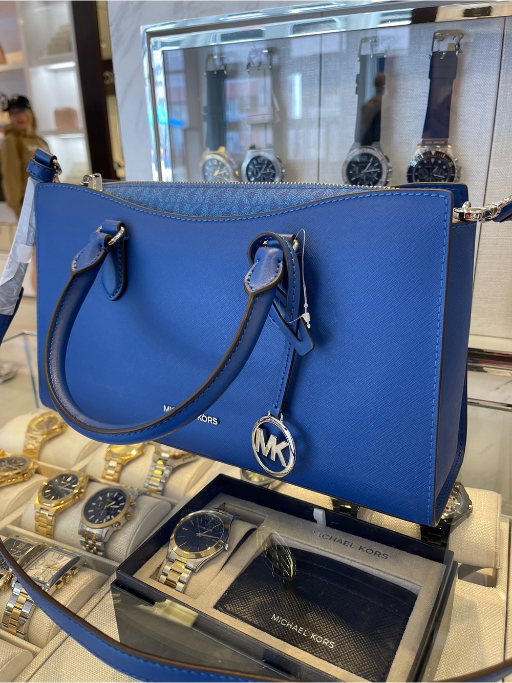 MICHAEL KORS Arden Md Top-Zip EW Leather Tote Crossbody Satchel
Galaxy Blue
NWT - Picture 10 of 16